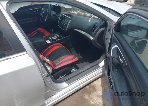 2016 Nissan Altima 2.5 Sr from USA, damaged, VIN 1N4AL3AP3GC212494